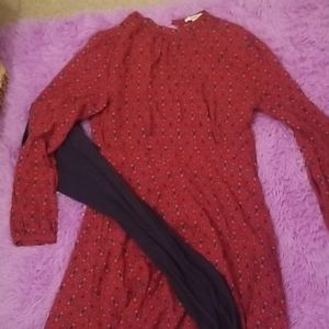 Burgundy Forever 21 dress and Navy So Leggings